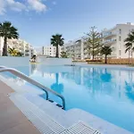 1 Playa - Available For Long Stays!