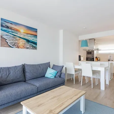 1 Playa - Available For Long Stays! 데니아